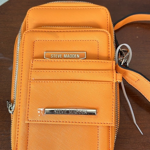 Steve Madden Orange Crossbody Bag - Picture 3 of 6